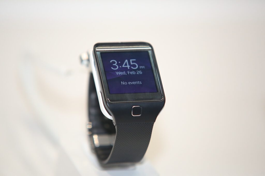 smart watch, smartwatch, fitness-889639.jpg